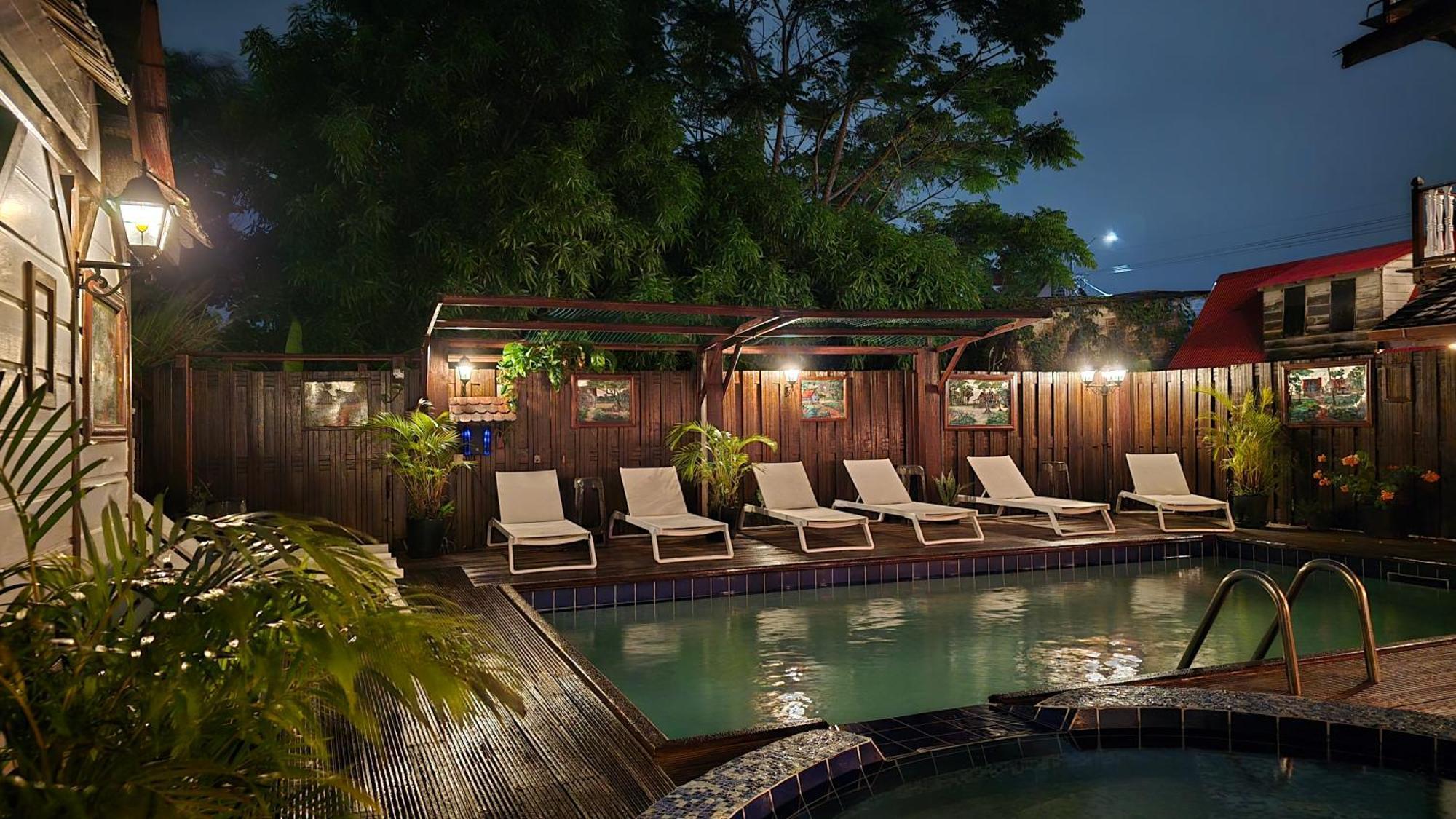 Greenheart Boutique Hotel 파라마리보 외부 사진